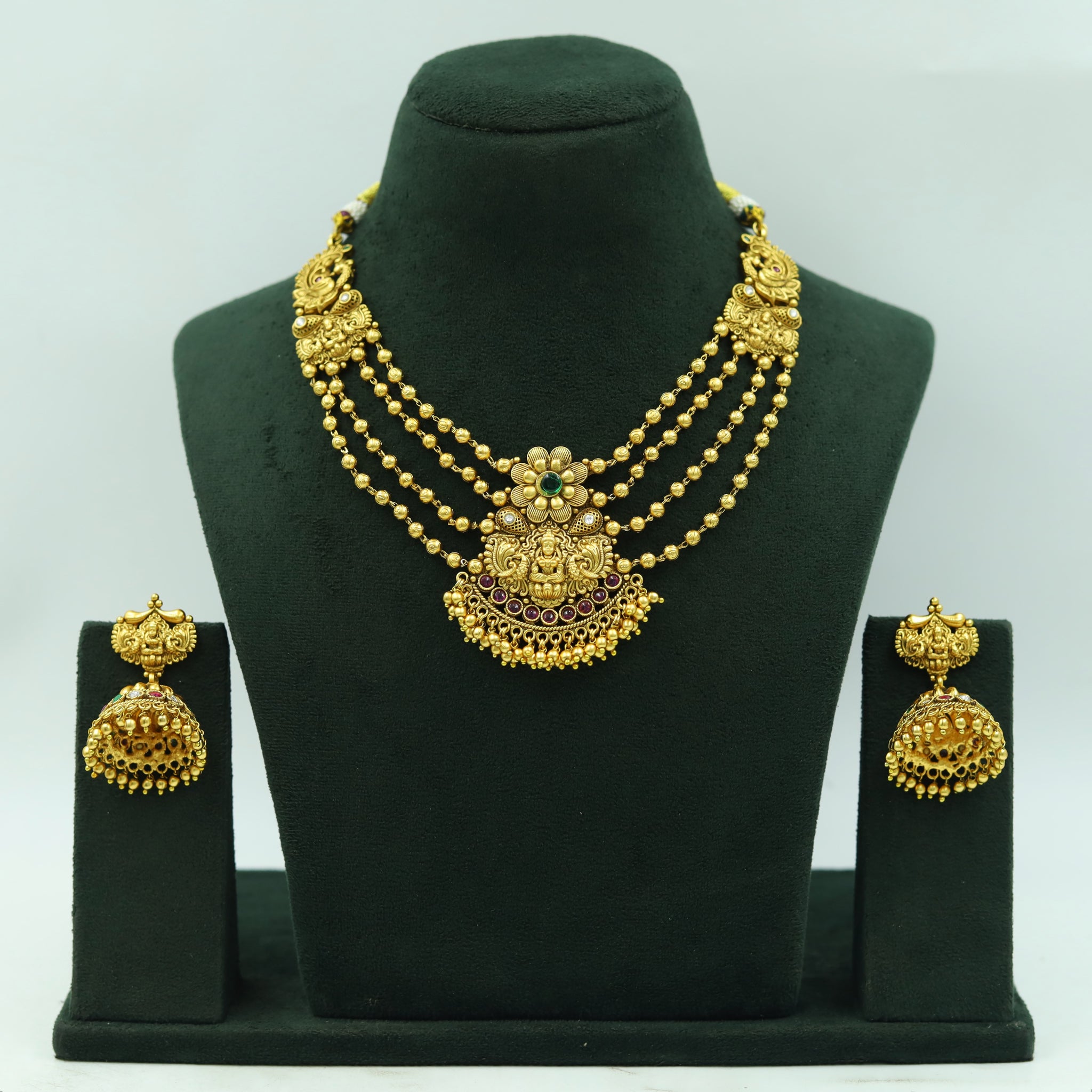 Round Neck Antique Gold Plated Temple Necklace Set 16616-06