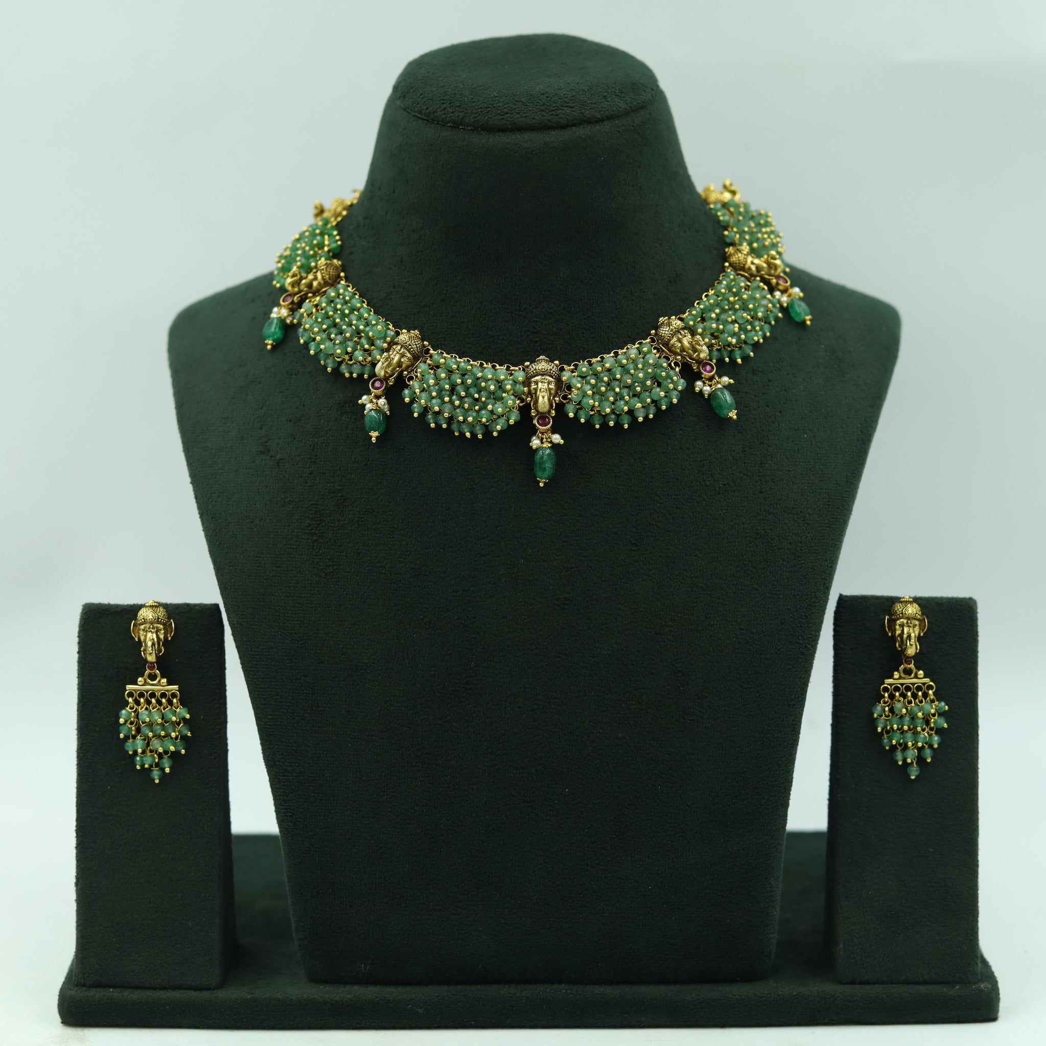Round Neck Temple Necklace Set 16696-28
