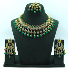 Round Neck Antique Necklace Set 7193-33