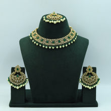 Round Neck Antique Necklace Set 4651-33