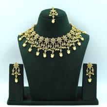 Antique Necklace Set With Pearl Latkan