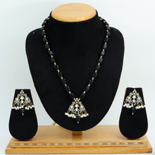 Kundan Pendant Set Light 9789-86