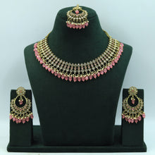 Round Neck Antique Necklace Set 3677-28