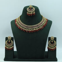 Round Neck Antique Necklace Set 3677-28