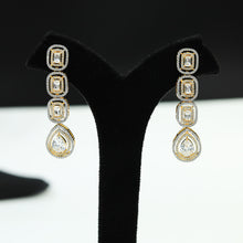 White Zircon/AD Earring 6536-1225