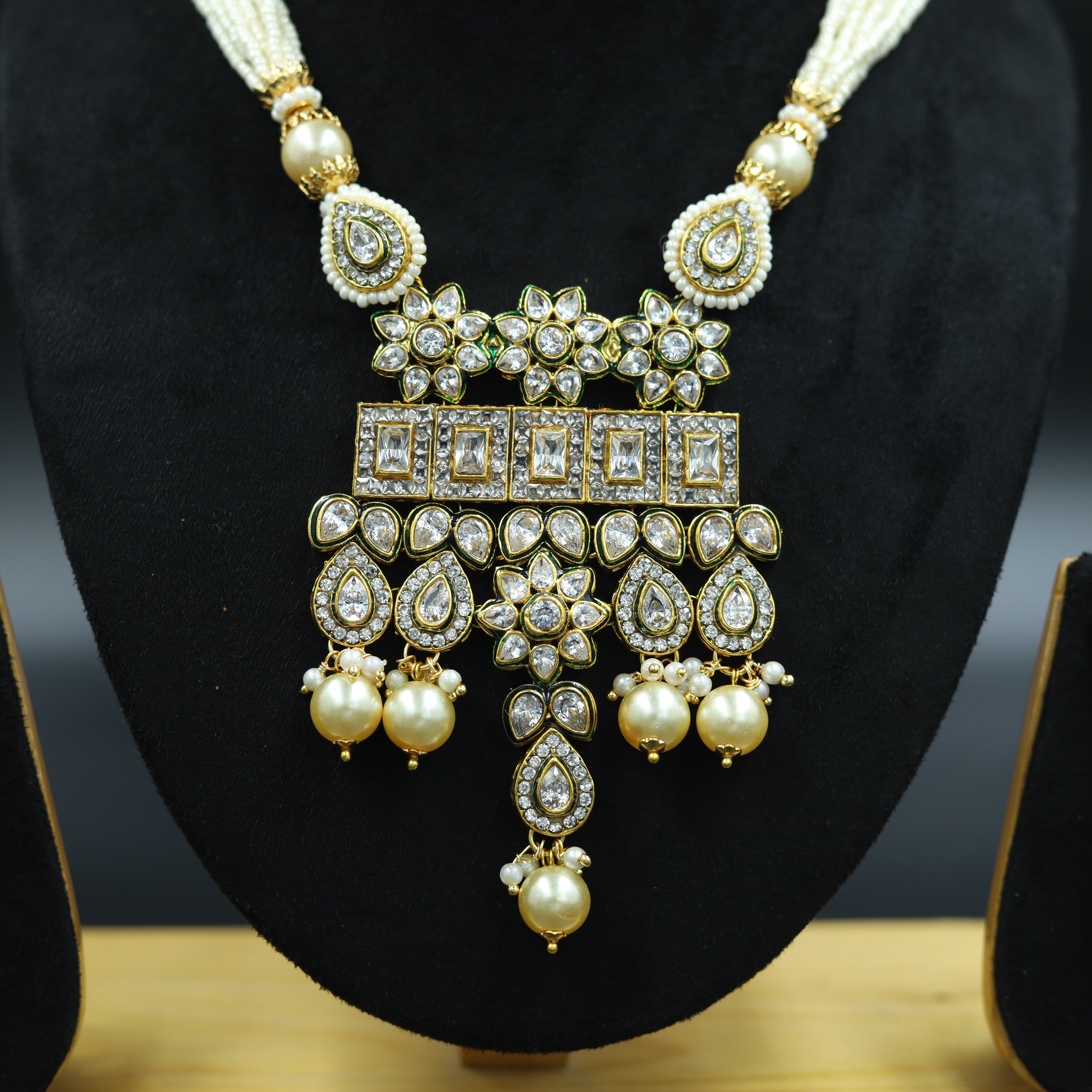 Buy Medium Polki Pendant Set 7823 21 Online 7137830633525 Dazzles Jewellery
