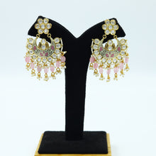 Round Neck Kundan Necklace Set 12202-28
