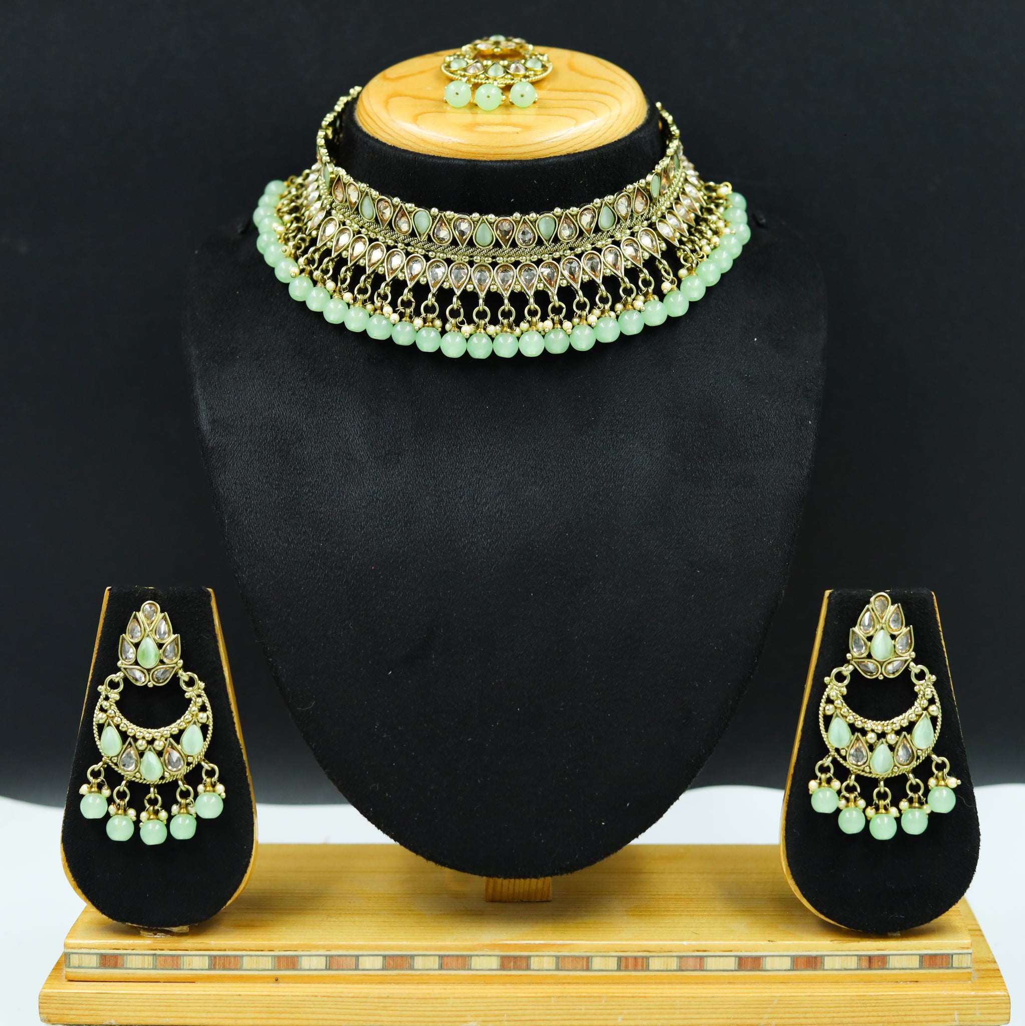 Mint Green Antique Necklace Set 12690-9225
