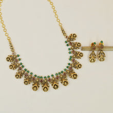 Round Neck Antique Necklace Set 22338-21