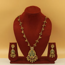 Designer Antique Pendant Set 21524-94