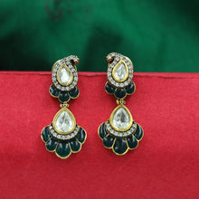 Light Kundan Earring 16742-28