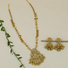 Traditional Antique Pendant Set 22353-21