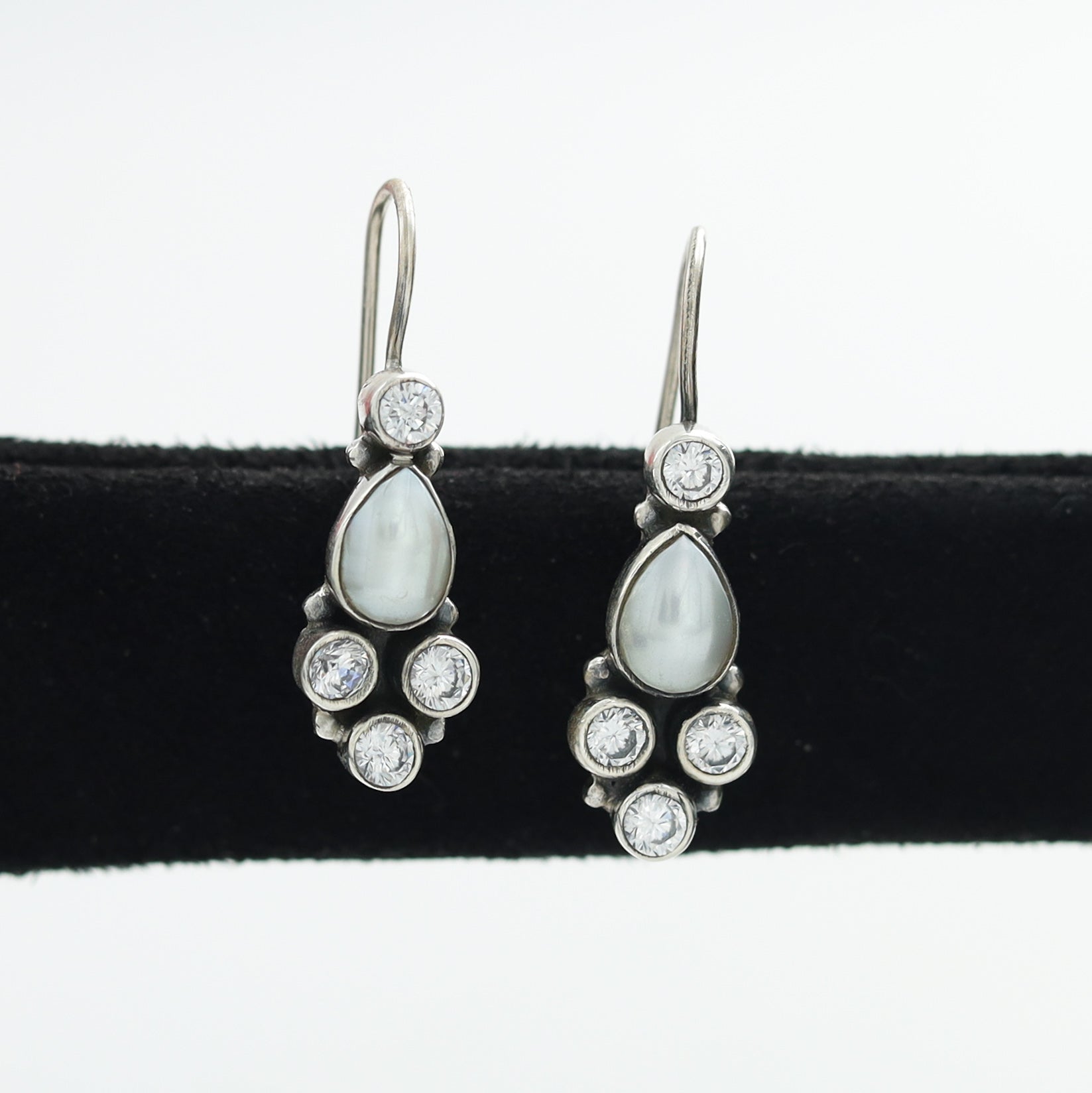 Pure Silver 925 Hallmarked Earring 7826-20