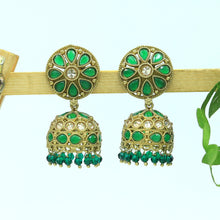 Green Antique Earrings 19806-6990