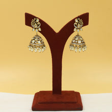 Jhumki Kundan Earring 21281-69