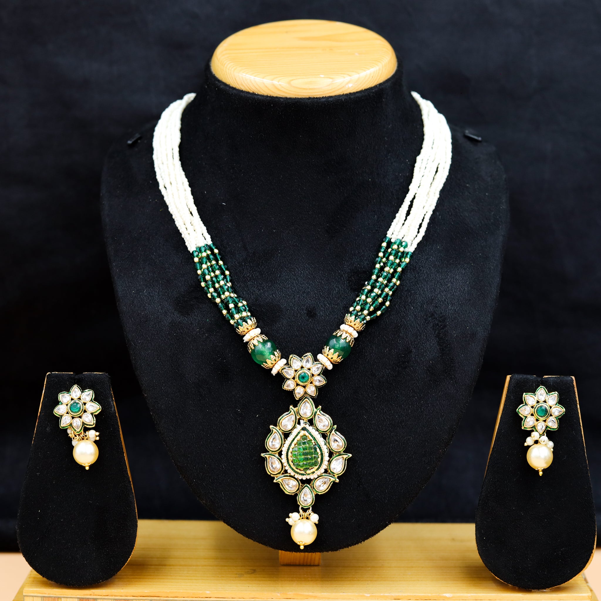 Medium Size Polki Pendant Set 10979-21