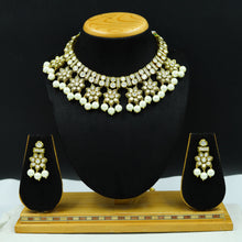 Round Neck Polki Necklace Set 11849-21