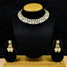 Round Neck Kundan Necklace Set 10999-21