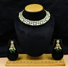 Round Neck Kundan Necklace Set 10999-21