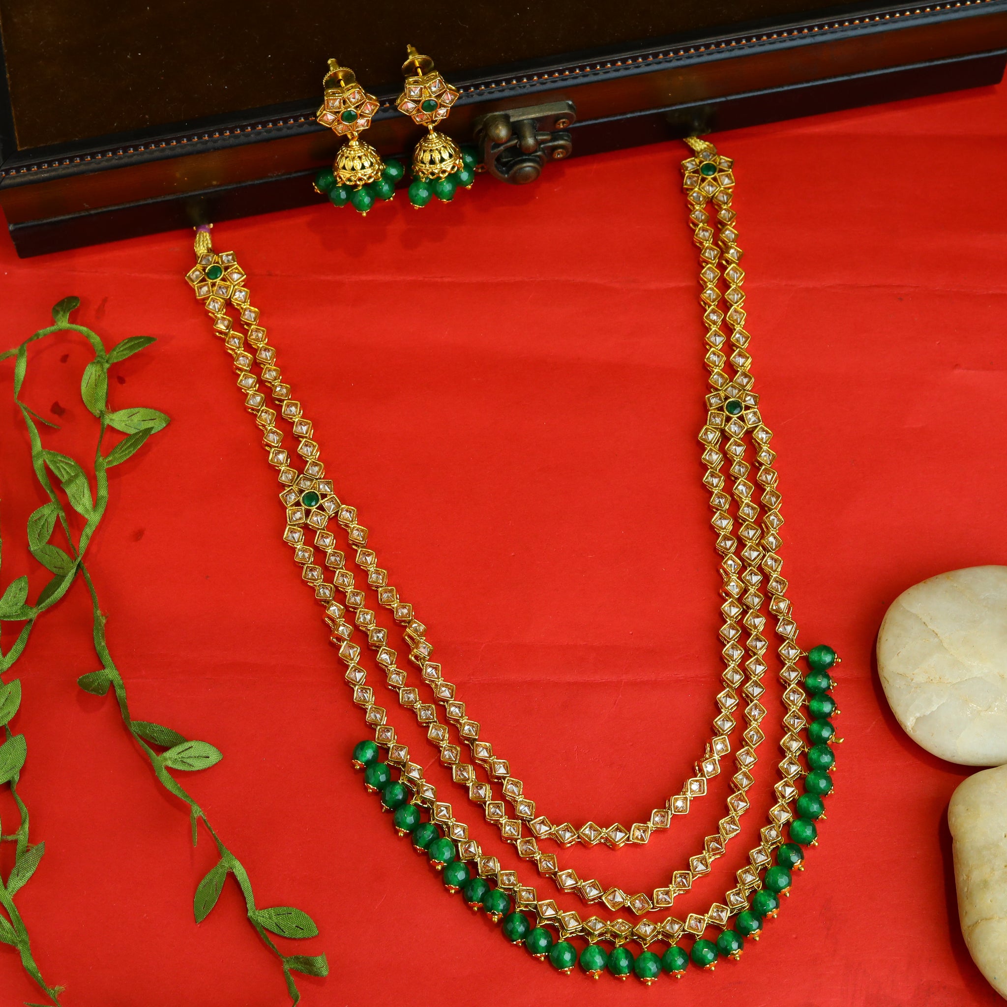 Green Gold Look Necklace Set 3759-36027