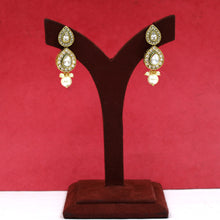 Round Neck Polki Necklace Set 19835-21