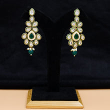 Round Neck Polki Necklace Set 4863-21