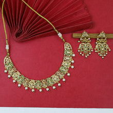 Round Neck Jadau Necklace Set 11540-65