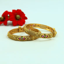 Antique Gold Bangles/Kada 15818-28
