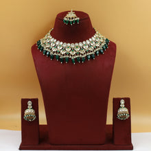 Round Neck Kundan Necklace Set 12172-28