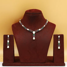 Round Neck Jadau Necklace Set 11354-48