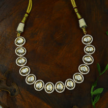Round Neck Kundan Necklace Set 12926-31