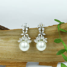 Light Earring Zircon/AD Earring 10751-69