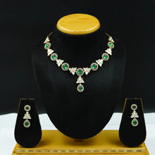 Round Neck Kundan Necklace Set 12175-28