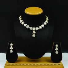 Round Neck Kundan Necklace Set 12175-28