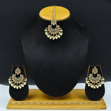 Chandbali Antique Earring 3940-28