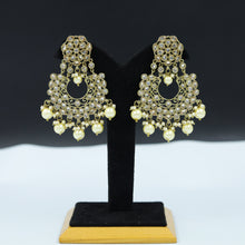 Chandbali Antique Earring 3945-28