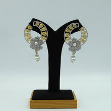 Gold Zircon/AD Earring 13569-0902
