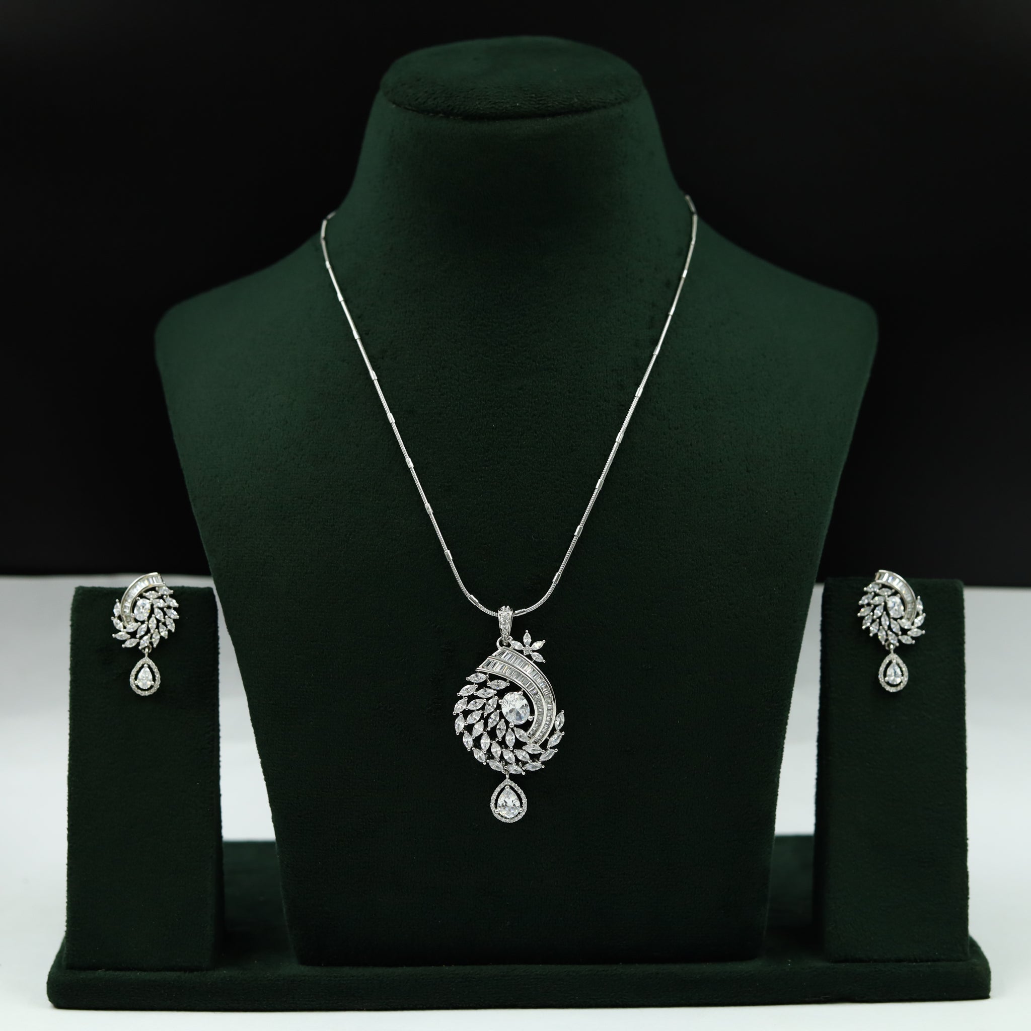 Silver Zircon/AD Pendant Set 4911-8976