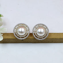 Pearl Tops Zircon/AD Earring 20465-31