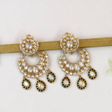 Choker Kundan Necklace Set 12198-28