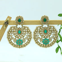 Green Antique Earrings 7677-1293