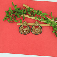 Green Antique Earrings 13596-0667