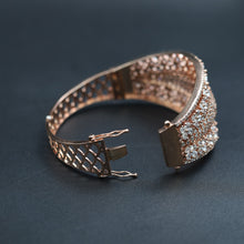 Zircon/AD Rose Gold Bracelet 9018-3239
