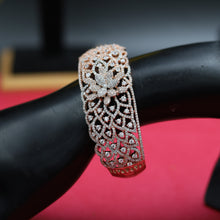 Zircon/AD Rose Gold Bracelet 20036-7220