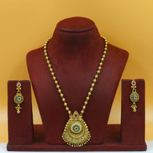 Designer Antique Pendant Set 21520-94