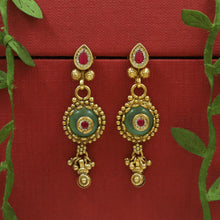 Designer Antique Pendant Set 21520-94