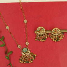 Designer Antique Pendant Set 21527-94