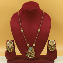 Designer Antique Pendant Set 21527-94