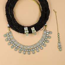 Round Neck Polki Necklace Set 10361-5925