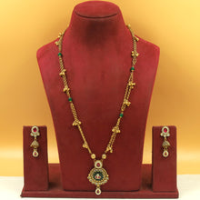 Heritage Antique Pendant Set 22189-31